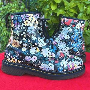 🏴󠁧󠁢󠁥󠁮󠁧󠁿 Dr. Martens Sienna Miller MIE Floral Boots UK 4 🌺 🌸